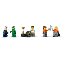 LEGO City 60445 F1-lastbil med RB20 og AMR24 F1-biler