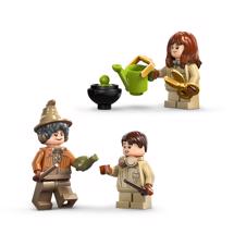 LEGO Harry Potter 76445 Hogwarts-slottet: Botaniklektion